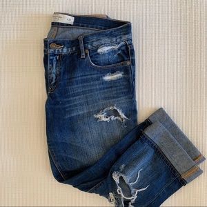 Abercrombie Destroyed Cropped Jeans